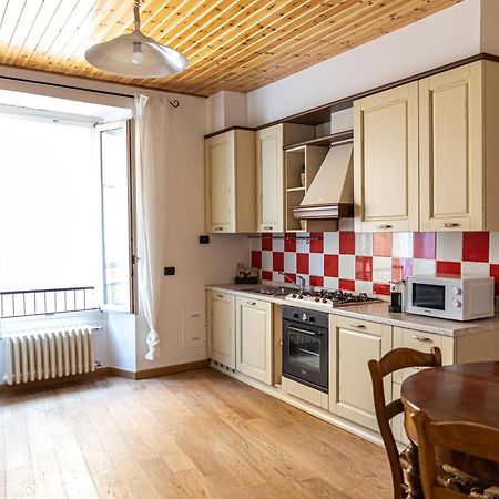 Magico Loft Nel Centro Storico Apartment ตอสโกลาโน มาแดร์โน ภายนอก รูปภาพ